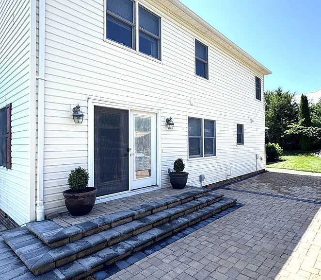1861 Park Rd — Photo 20