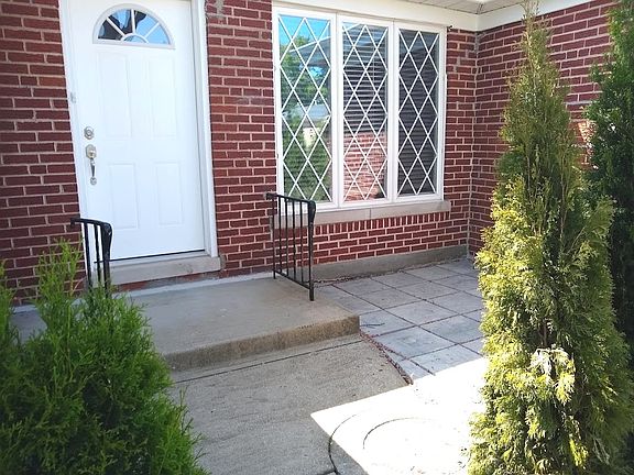 2nd image of 8000 N Ozanam Ave