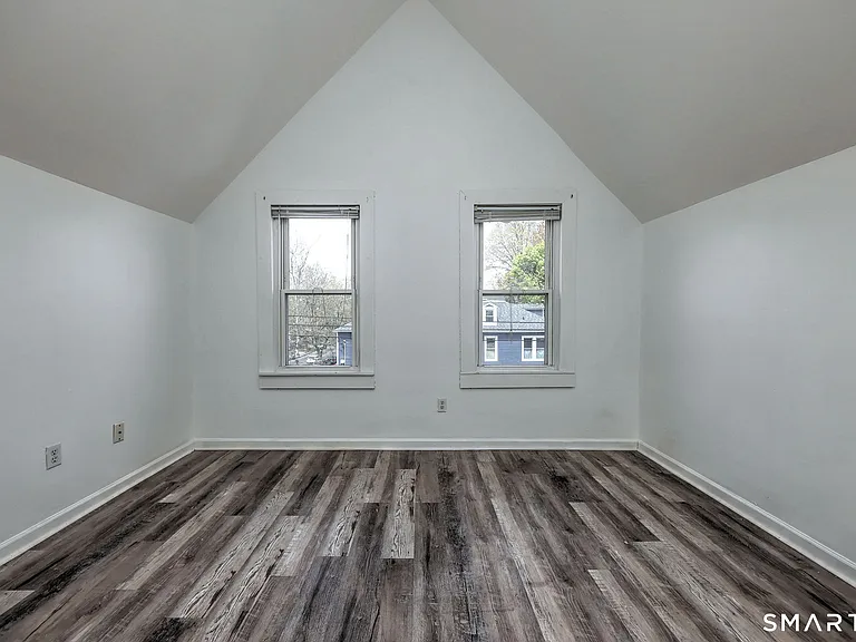 483 Ferry St #3 — Photo 10