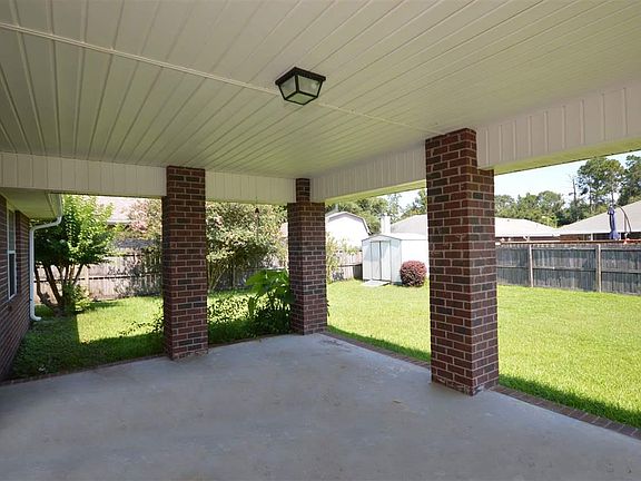 3rd image of 1826 Silas Cir