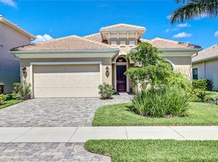 1645 Serrano Cir, Naples, FL 34105