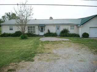 1095 Richmond Rd N, Berea, KY 40403