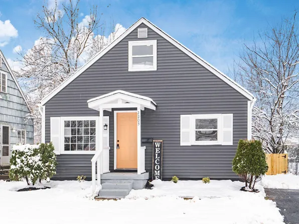2205 Lexington Ave, Columbus, OH 43211