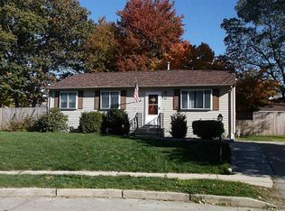 12 Aspen Way, Warwick, RI 02886