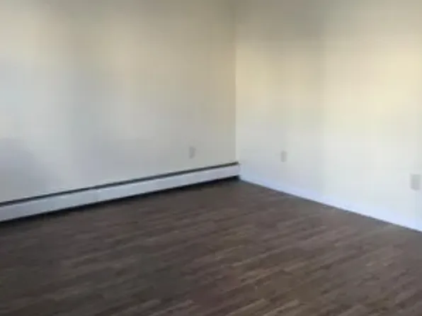 (undisclosed Address), Staten Island, NY 10305
