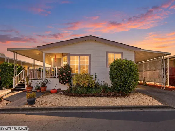 153 Stratford Way, Santa Rosa, CA 95401
