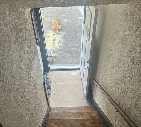 5th image of 1559 1/2 Dixie St #A