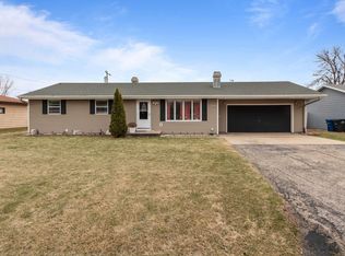 1609 Maloa St, Menasha, WI 54952