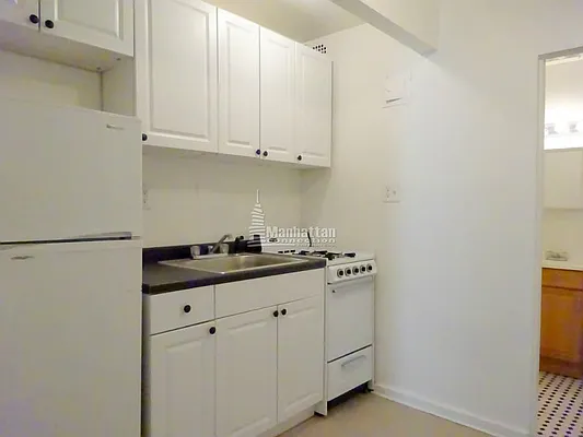 Rented by Manhattan Connection | media 20