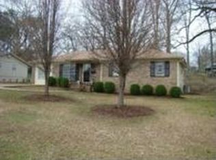 520 Creekview Dr, Pelham, AL 35124