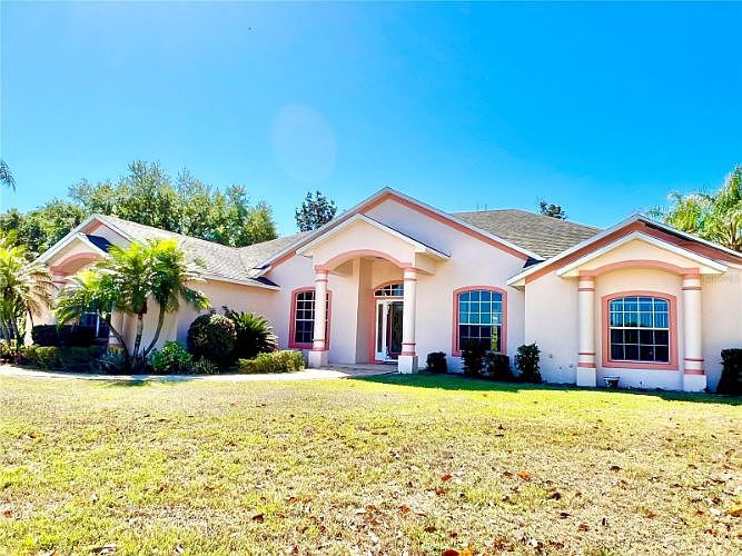 1st image of 12822 Leatrice Dr