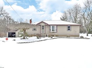 2486 McCleary Jacoby Rd, Cortland, OH 44410