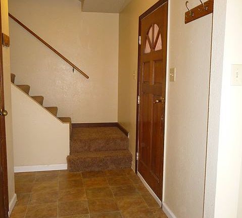 3rd image of 12 Cedar Hill Dr