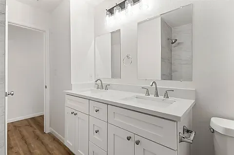 1411 W Shields Dr — Photo 16
