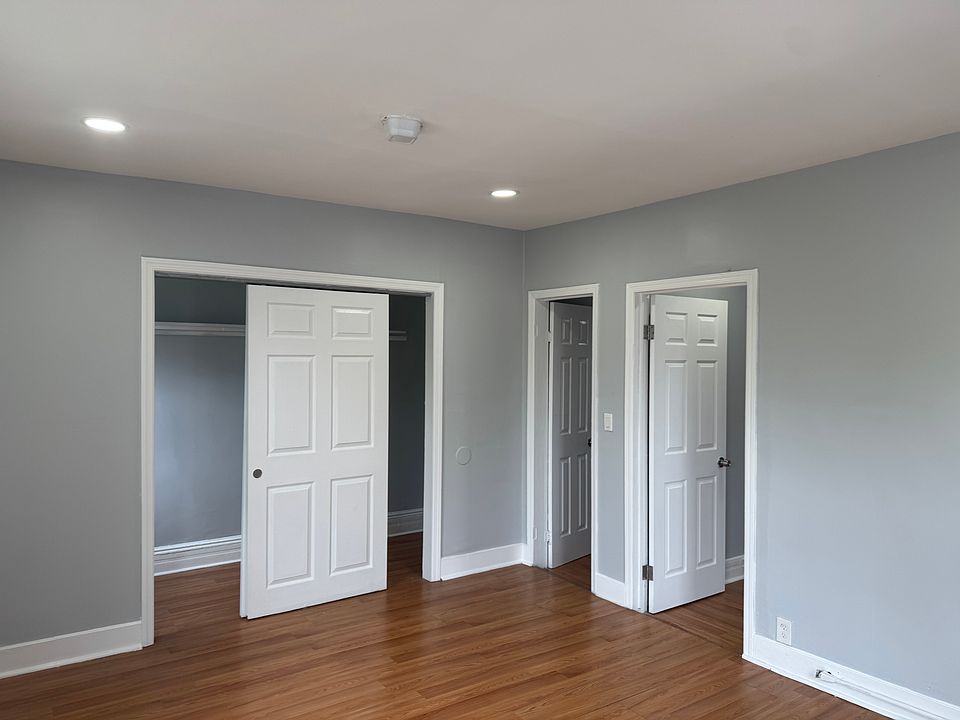 1st image of 105 N Munn Ave Floor 2