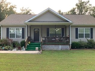 6737 Abilene Rd, Farmville, VA 23901