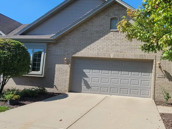 21796 Tower Bridge Dr, Mokena, IL 60448
