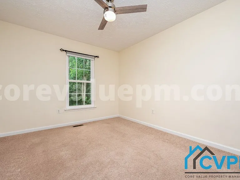 1321 Treasure Dr — Photo 21
