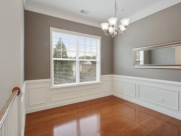 3rd image of 1960 Cobblestone Cir NE #1960