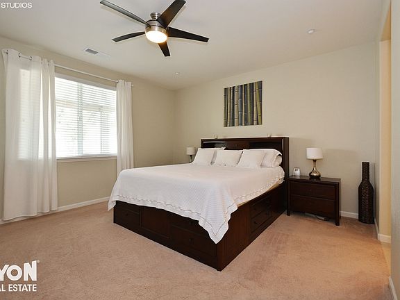 5th image of 11959 Country Garden Dr