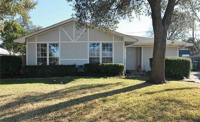 1st image of 3806 Indian Wells Dr
