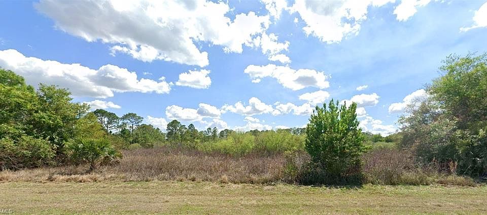 2nd image of 512 Hunting Club AVE