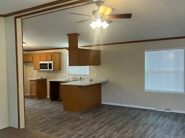 221 Park Ln, Sauk Village, IL 60411