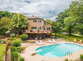 554 S Shore Dr, Detroit Lakes, MN 56501