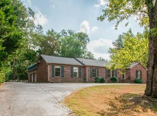 5721 Red Oak Dr, Nashville, TN 37205