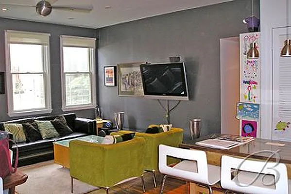 Rented by Bellmarc Realty | media 21