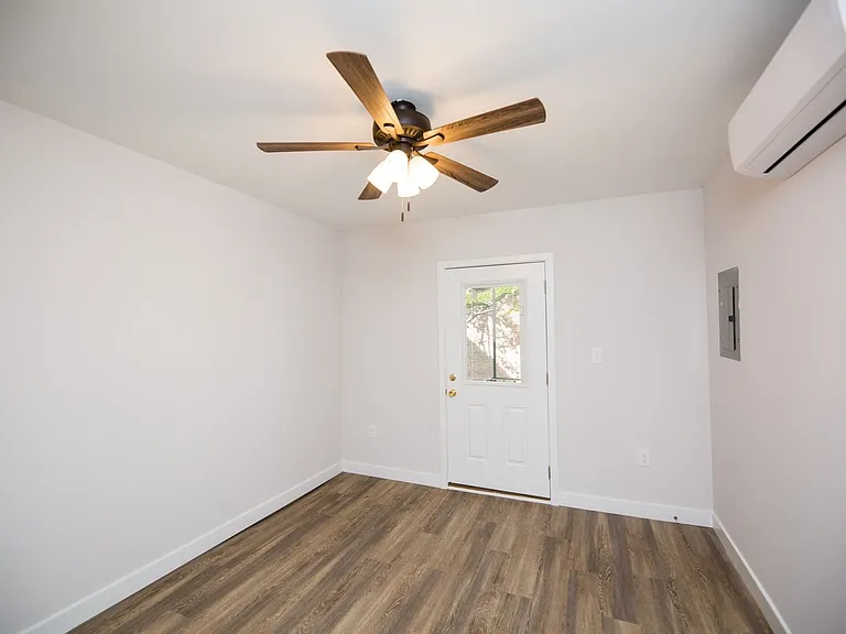 2606 Maryland Ave — Photo 13