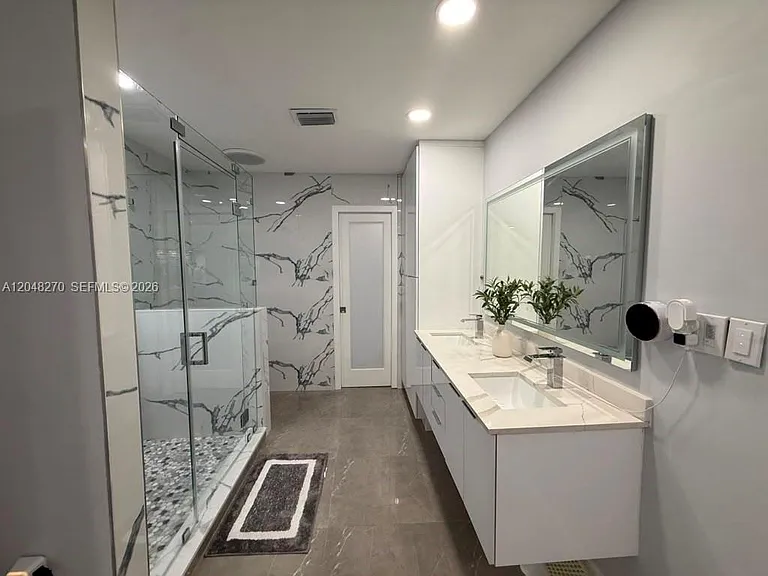 14305 SW 182nd Ter — Photo 18