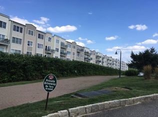238 The Promenade, Edgewater, NJ 07020