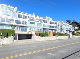 15165 Marine Dr #303, White Rock, BC