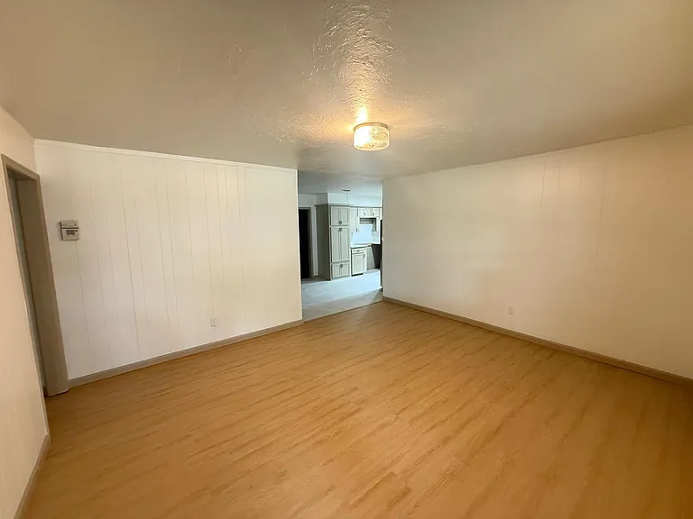 5413 S Lee Ave — Photo 3