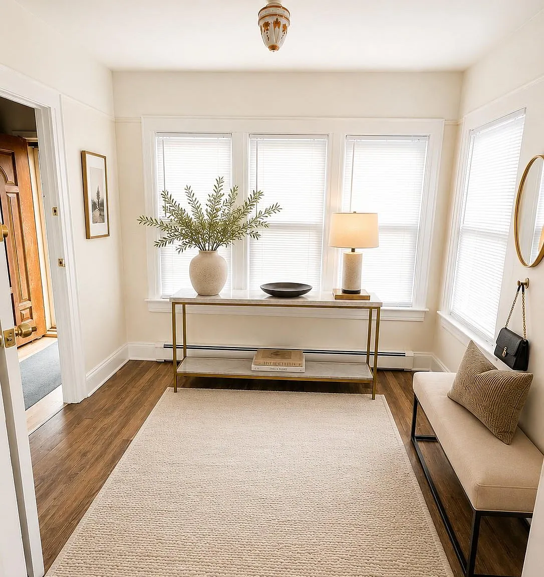 2 bed, 1.0 bath, 928 sqft, $3,000 — Photo 2