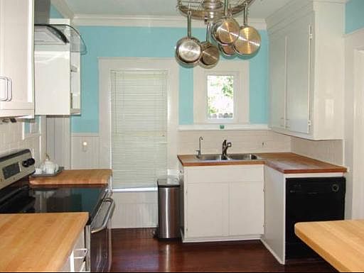 5th image of 211 MONTCLAIR AVE