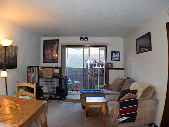 4th image of 3156 Lakeside Dr APT 105