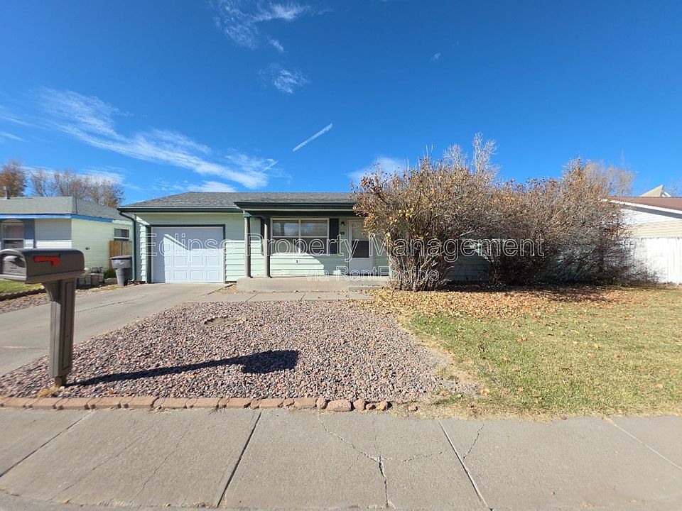 1st image of 707 Lee Dr