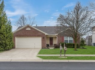 6360 W Chelmsford Dr, McCordsville, IN 46055