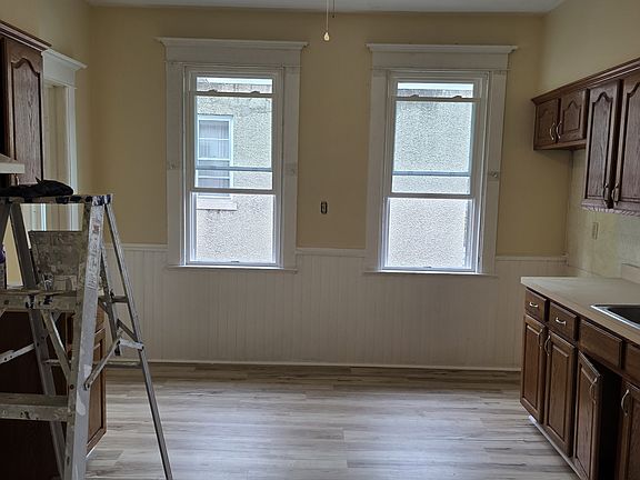 Kitchen #3 New windows have been installed