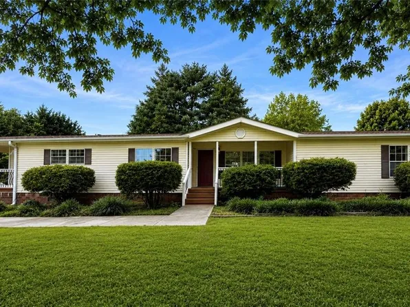 1293 N Koontz Rd, Lexington, NC 27295