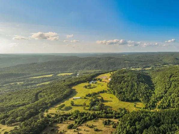 1357 Stagecoach Rd, Shirley, AR 72153