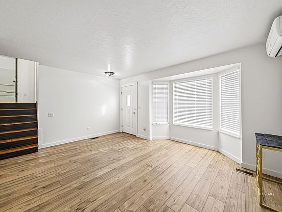 5th image of 2210 Clearwater Ct