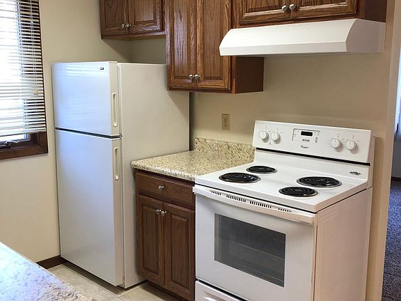 5th image of 4530 Bancroft Ave #4