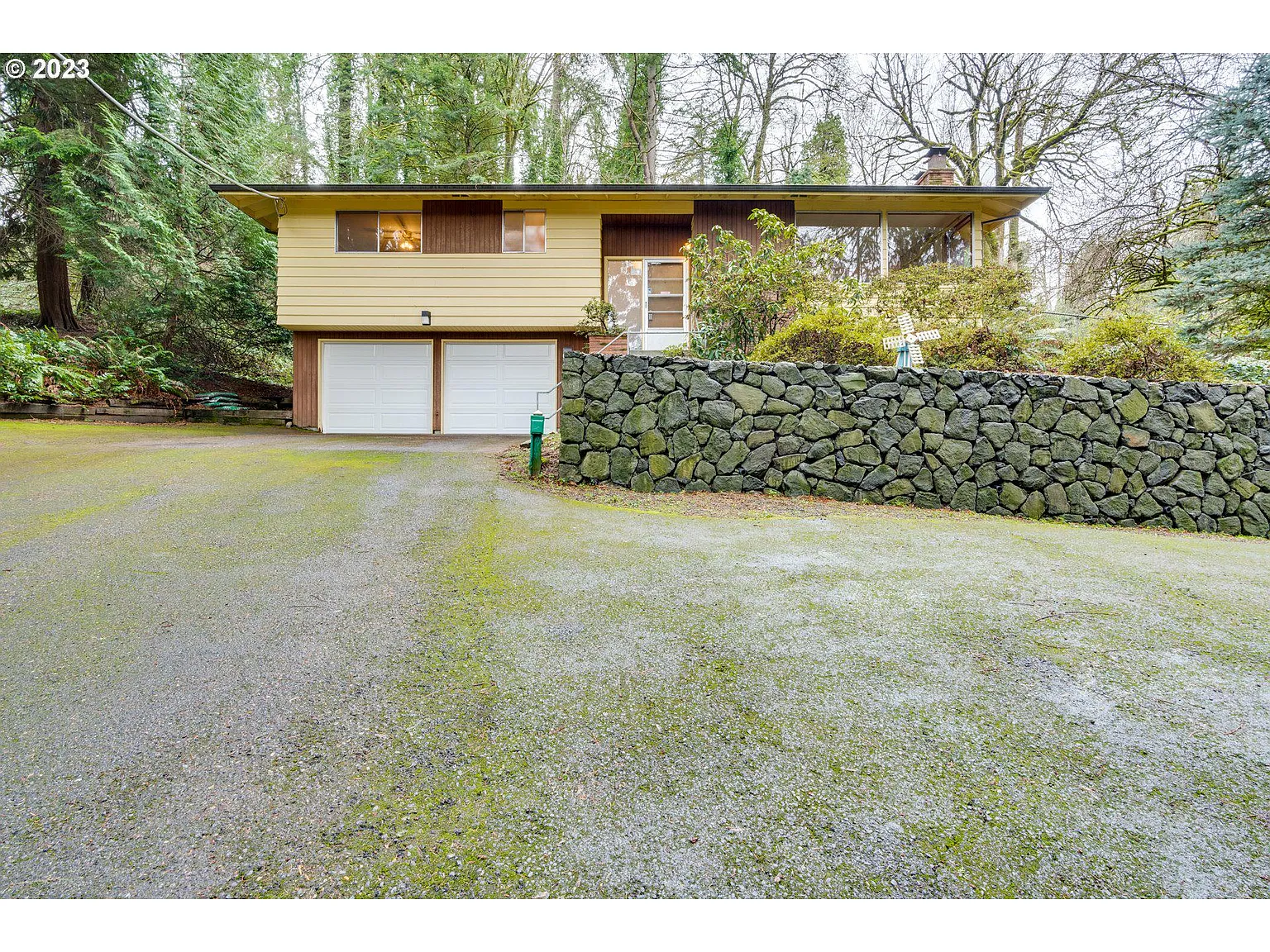 4464 SE Aldercrest Rd photo 1