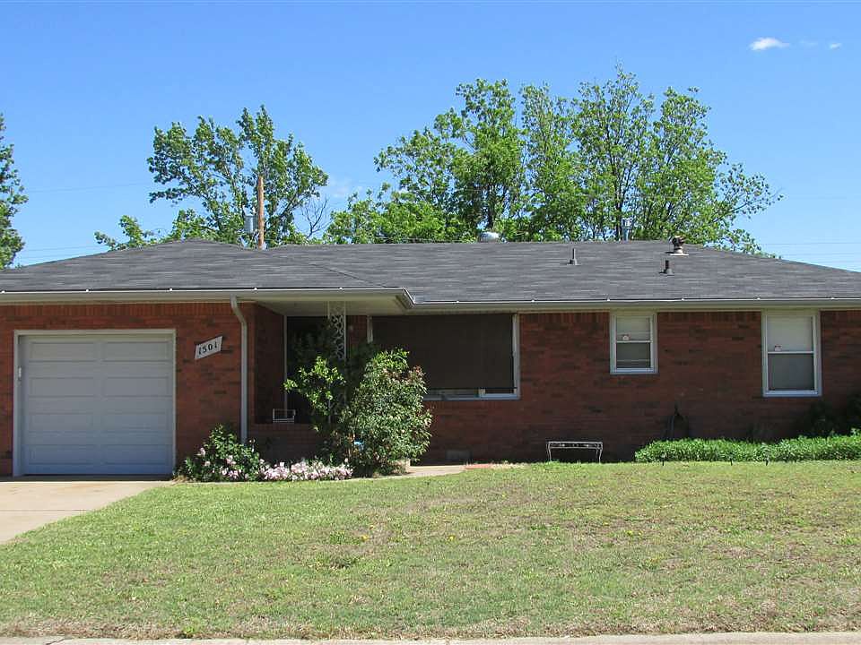 1st image of 1501 Beverly Dr