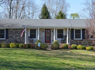 304 Revere Rd, Clarksville, TN 37043