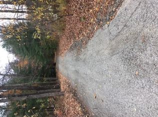 26 Lynch Rd, Wales, MA 01081