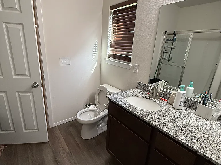 700 Braidburn Rd — Photo 4